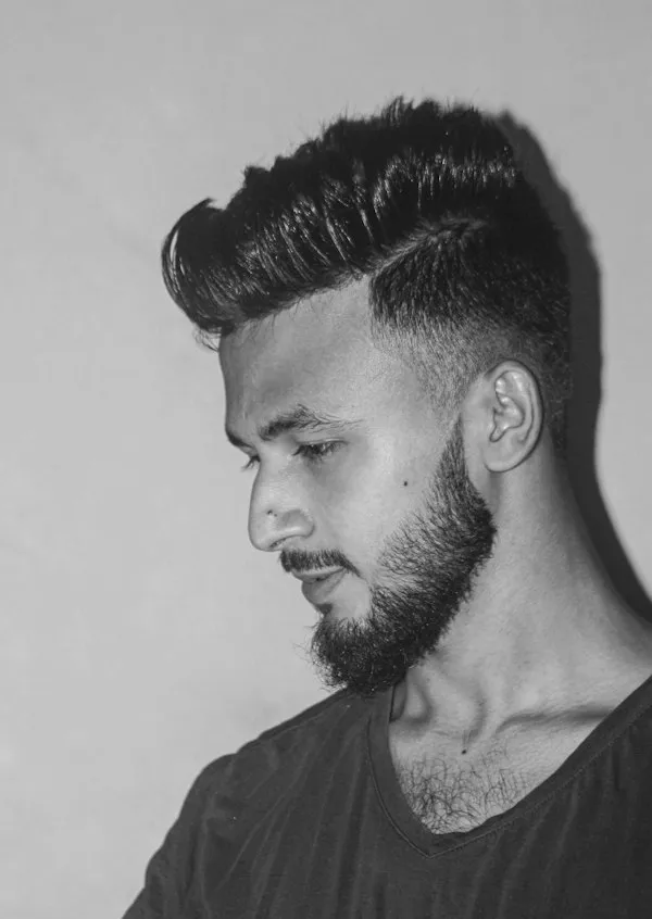 Homem com corte texturizado